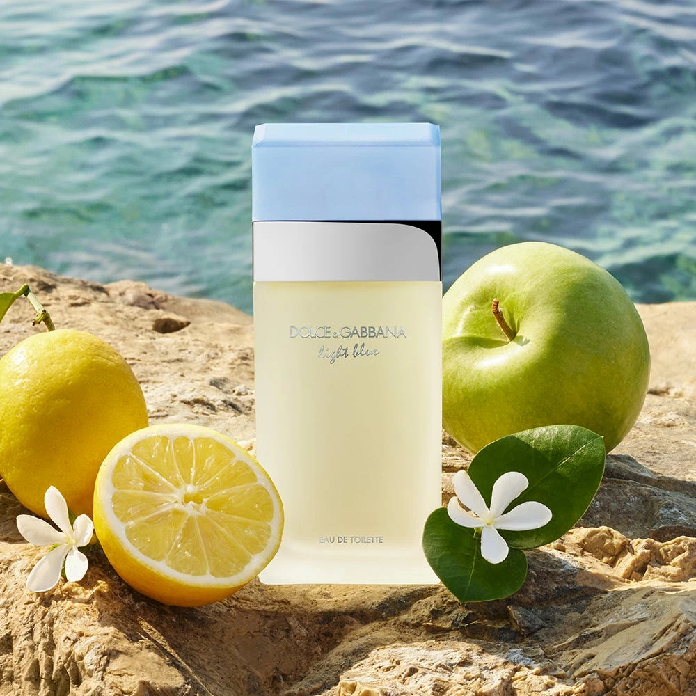 Dolce & Gabbana Light Blue EDT 50ml + Body Cream 50ml + Shower Gel 50ml 4 Dolce & Gabbana Light Blue EDT 50ml + Body Cream 50ml + Shower Gel 50ml - immagine 3