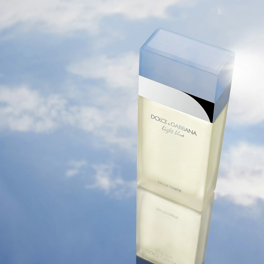 Dolce & Gabbana Light Blue EDT 50ml + Body Cream 50ml + Shower Gel 50ml 5 Dolce & Gabbana Light Blue EDT 50ml + Body Cream 50ml + Shower Gel 50ml - immagine 4